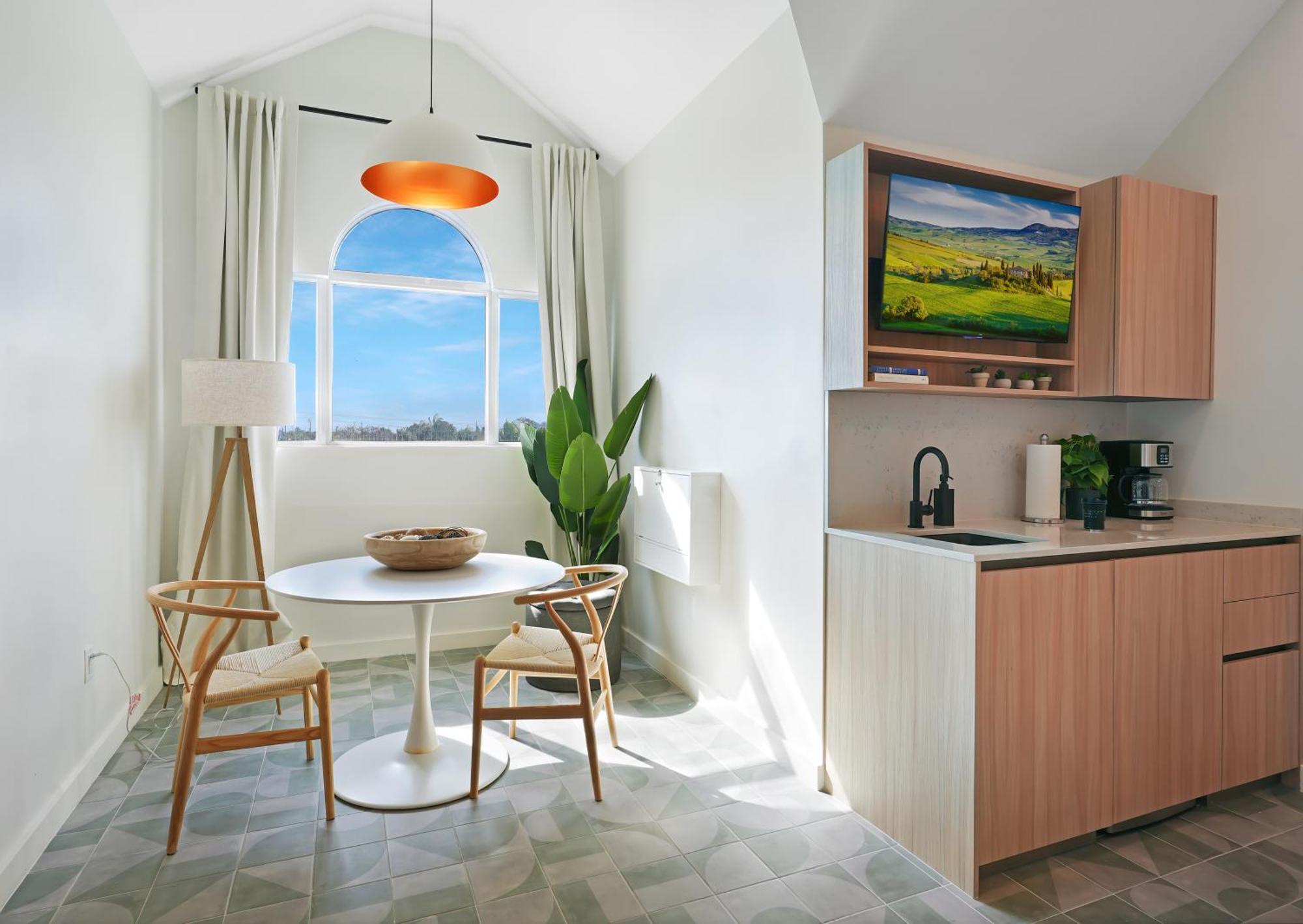 Cobalt Coast Resort West Bay Eksteriør bilde